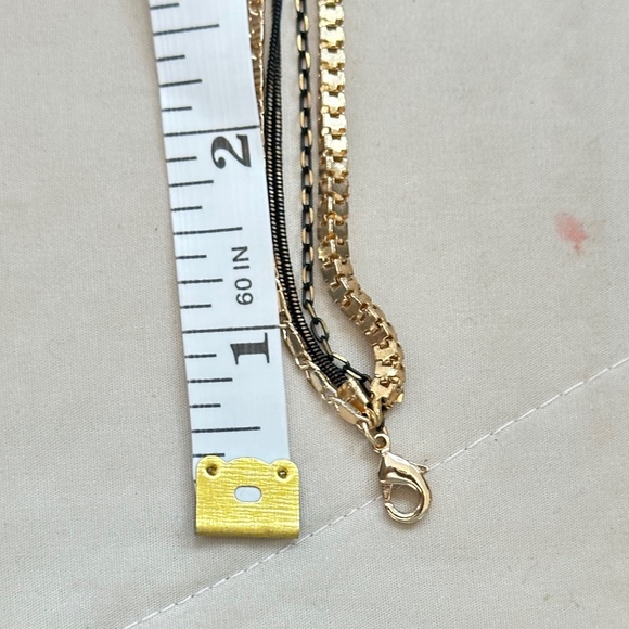 Gold Tone & Black 4 Strand Chain Bracelet/Chocker. EUC - Picture 6 of 14